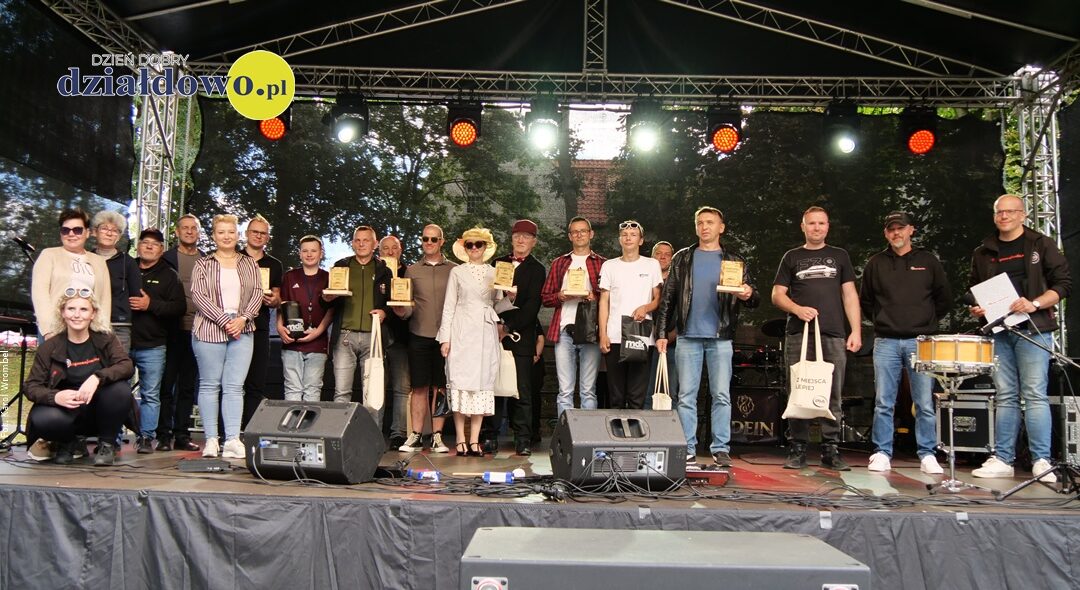 Rekordowa frekwencja i zabytkowe pojazdy. Za nami X jubileuszowy Zlot Pojazdów Zabytkowych i XI Jarmark w Działdowie